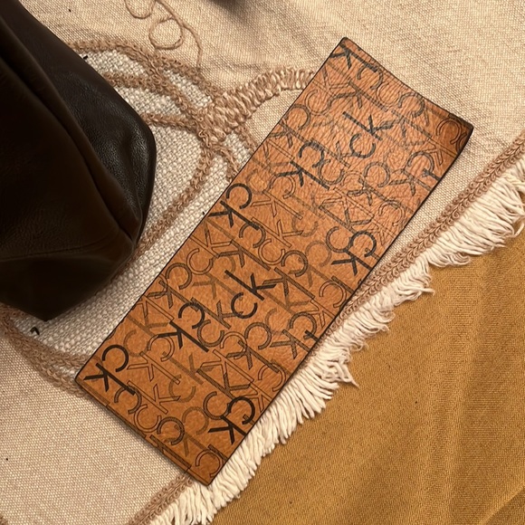 Reversible Calvin Klein Purse - Picture 7 of 12